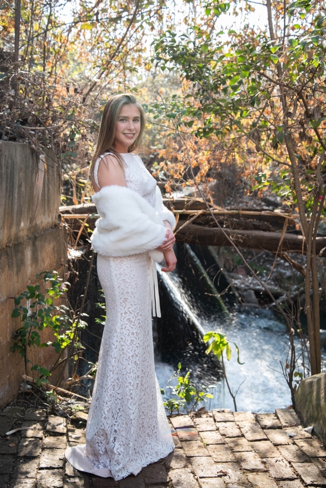 new-romantics-bridal-couture-Elegant-cream-lace-dress-with-fur-shawl-dress